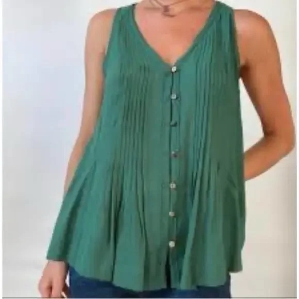 Mauve Green Pleated V-Neck Button Front Tank